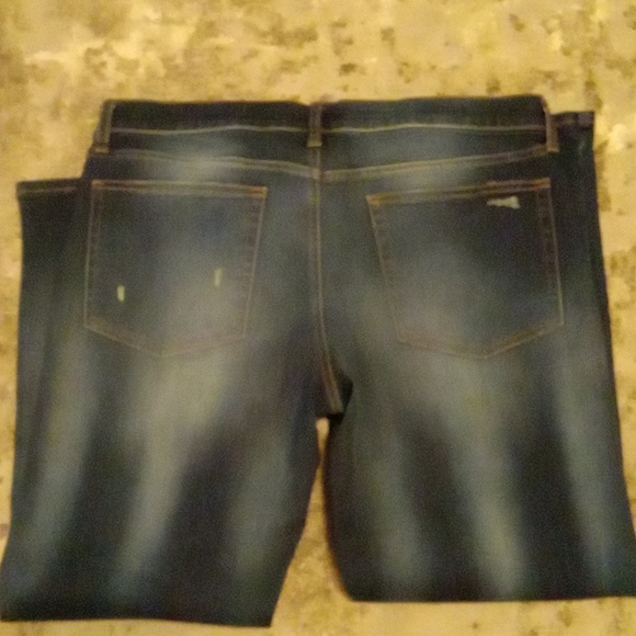 No Boundaries Jeans - Picture 4 of 5